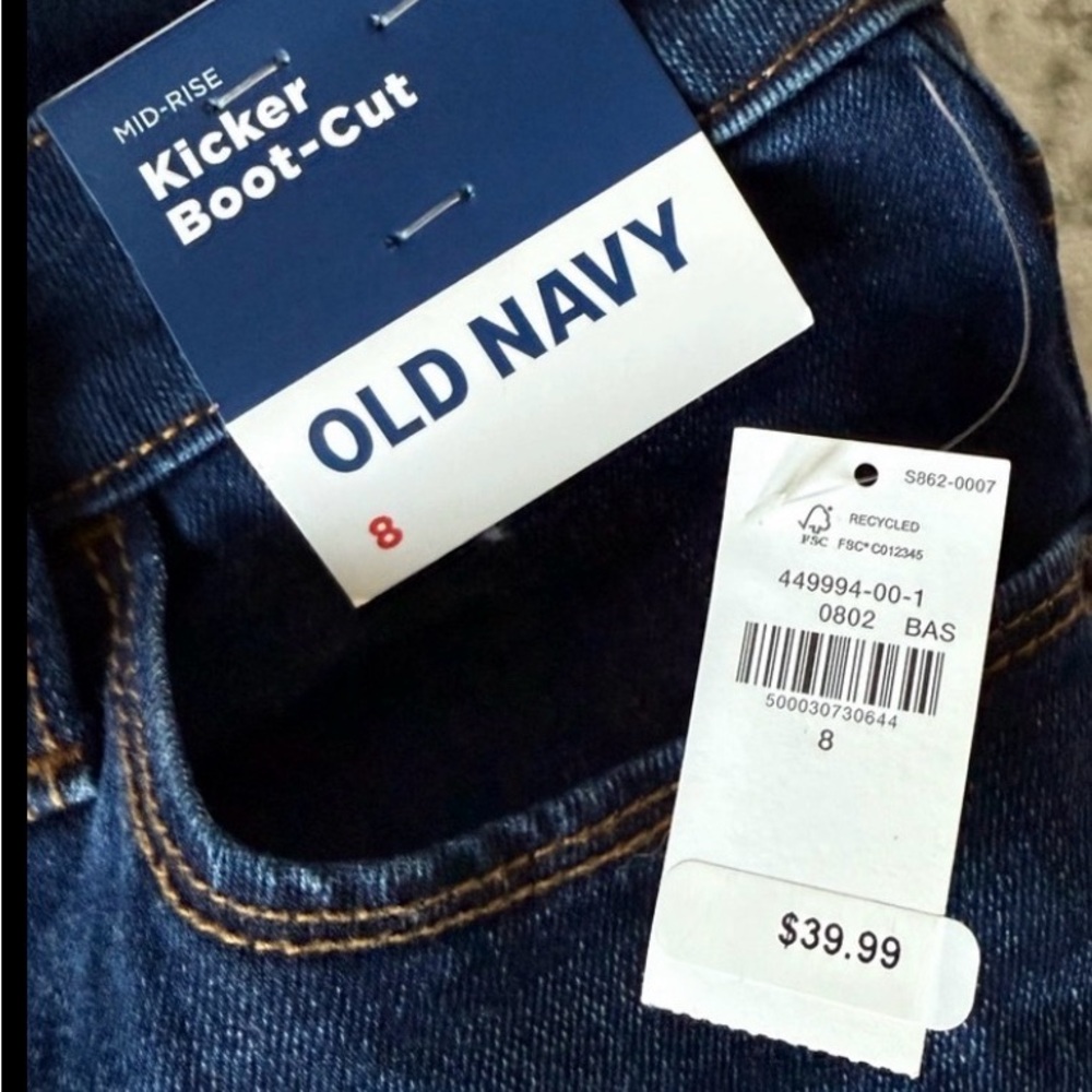 Women's Old Navy Kicker Bootcut Jeans, Size 8 - Picture 2 of 5